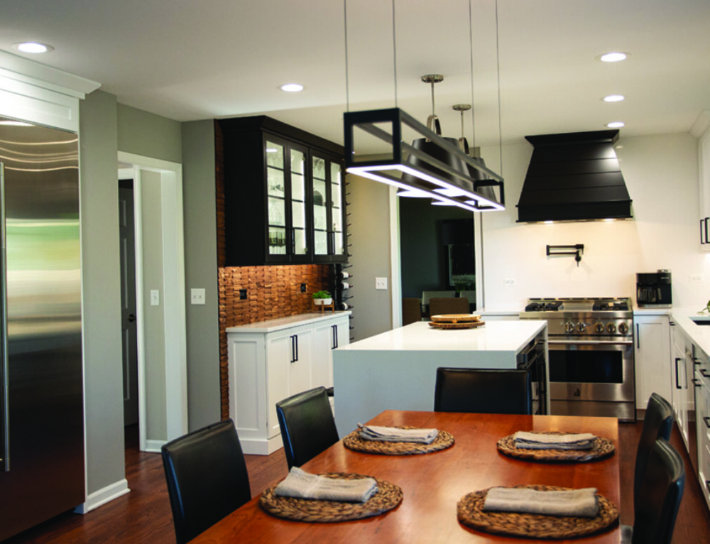 EASY ON THE EYES IN NAPERVILLE River Oak & Design