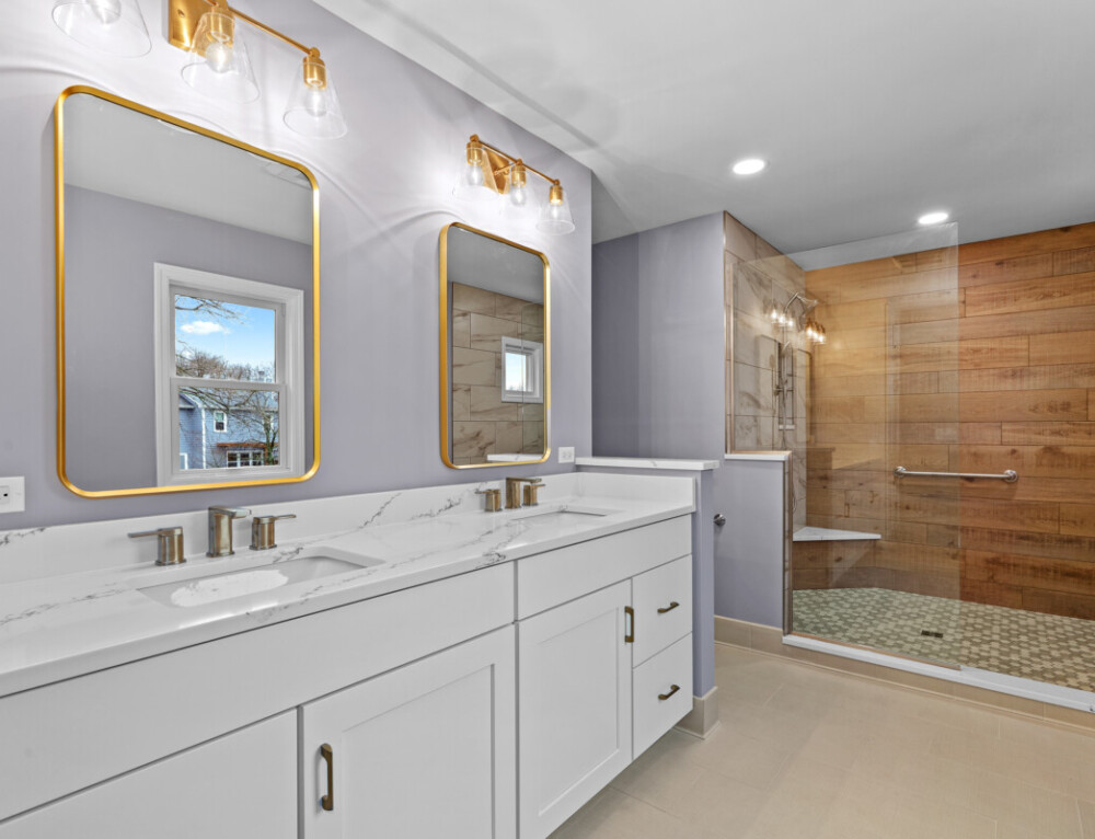 Modernized Master Bathroom Designing & Remodeling Naperville